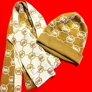 SOLD✅MK beanie and scarf